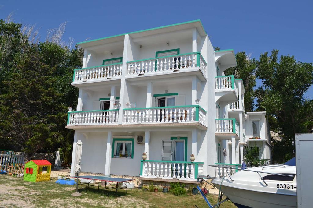 Apartmani Jenny I Tania Lopar Exterior photo